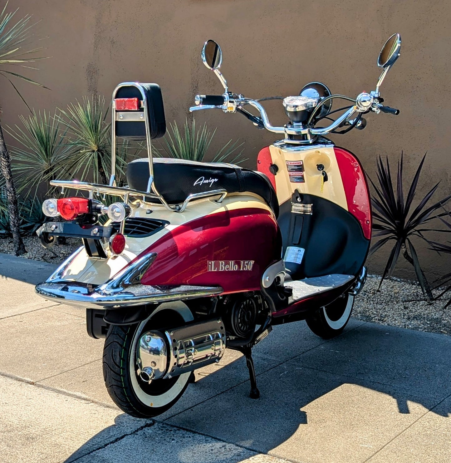 Amigo IL Bello 150cc Retro Gas Scooter