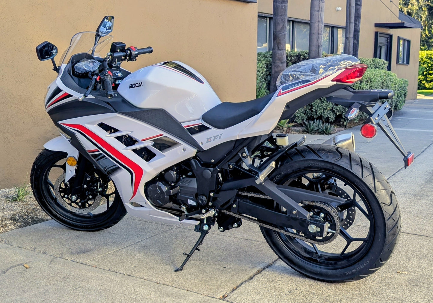 Boom BD250-5 250cc EFI Motorcycle