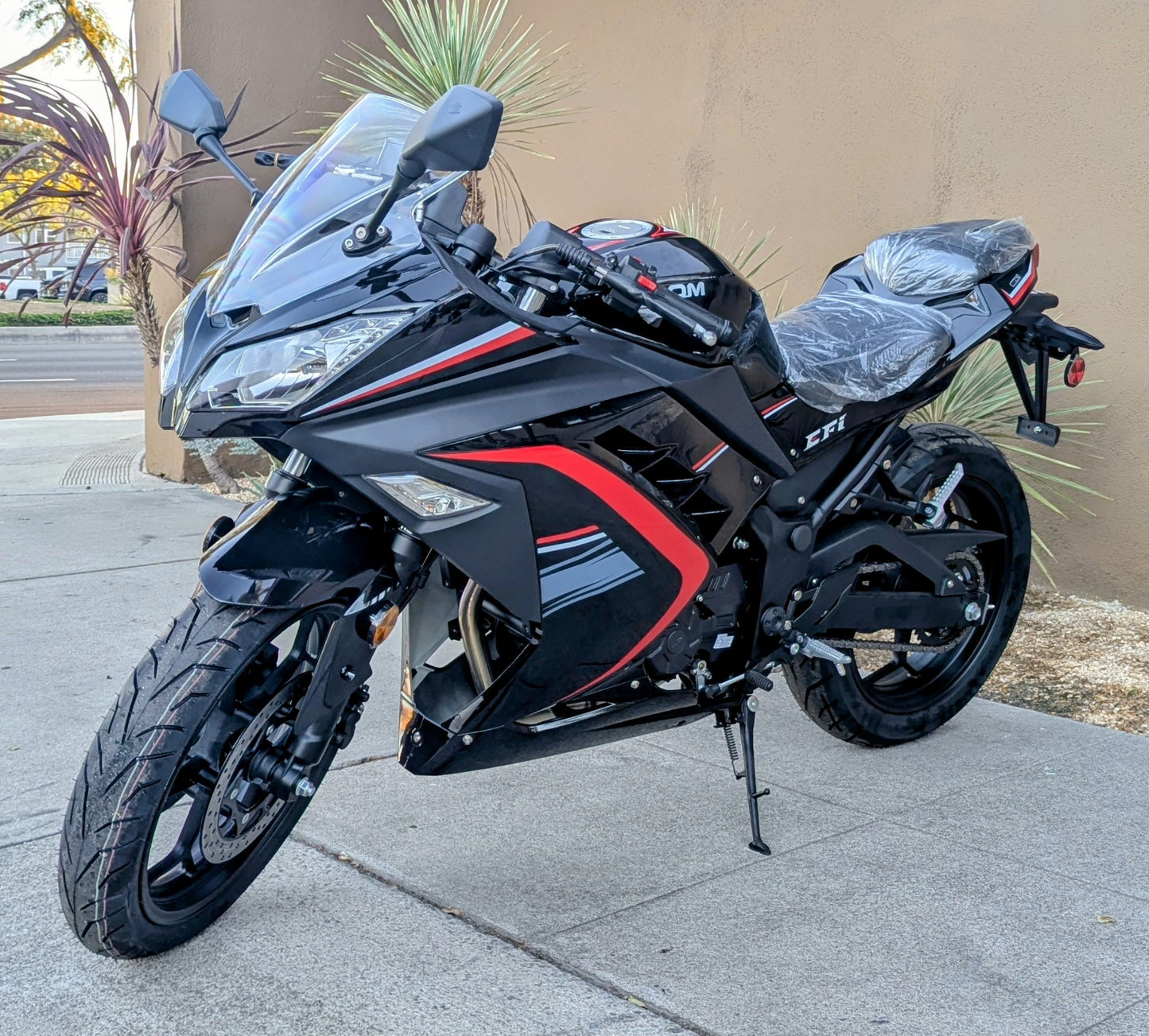 Boom BD250-5 250cc EFI Motorcycle