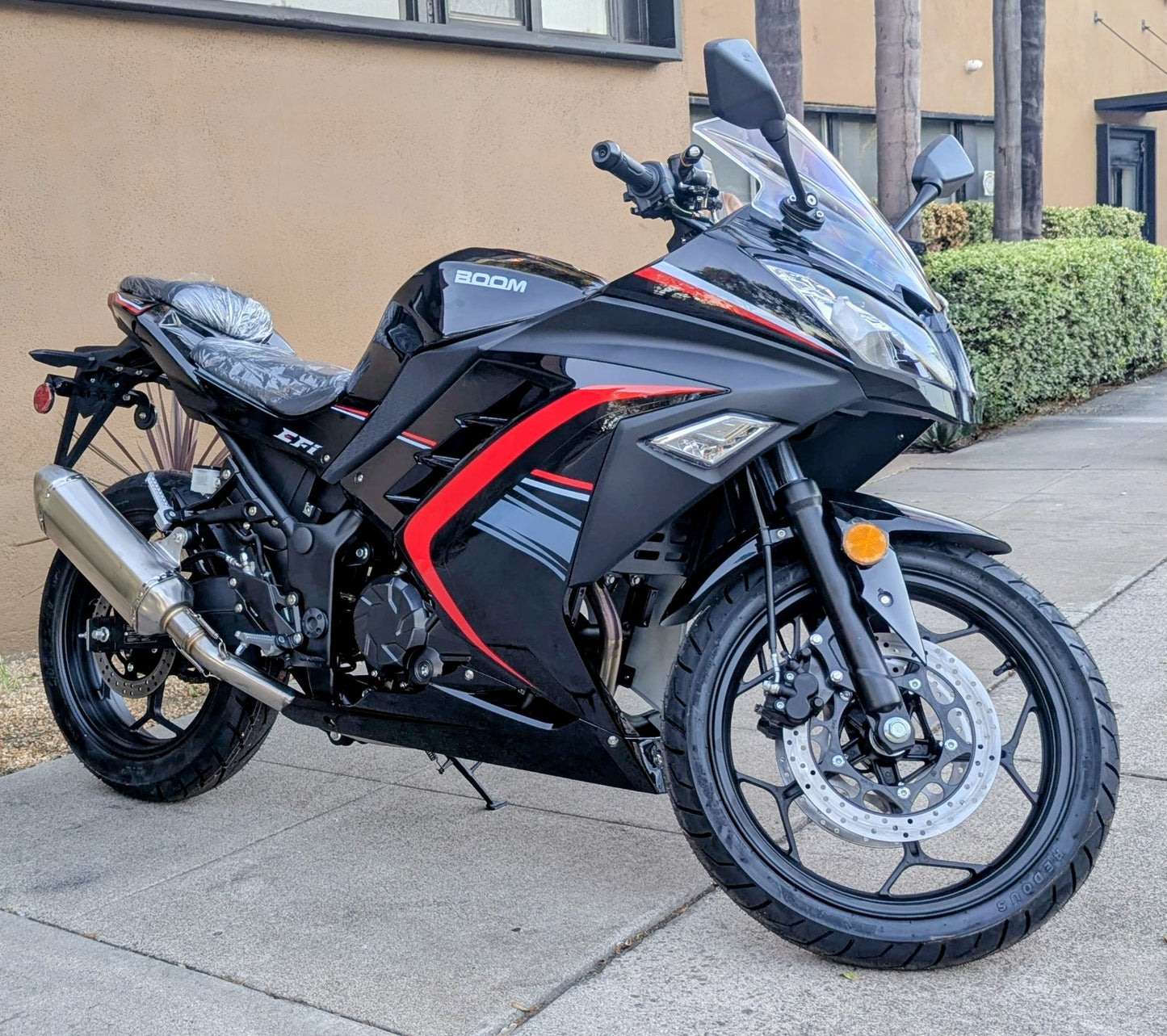 Boom BD250-5 250cc EFI Motorcycle