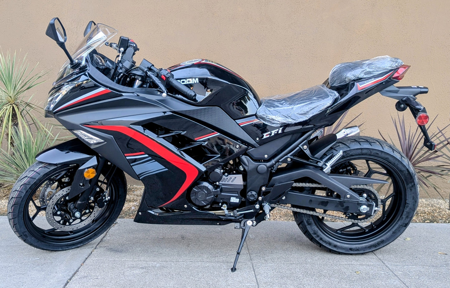 Boom BD250-5 250cc EFI Motorcycle
