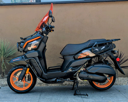 Supermach Tank 200 DLX 200cc EFI Scooter