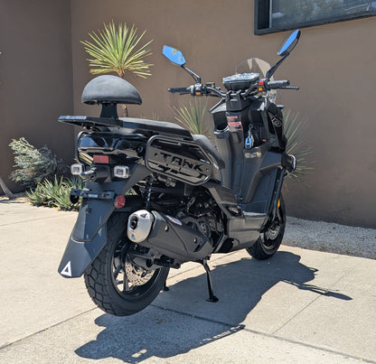 Tank Sport 200 EFI Scooter