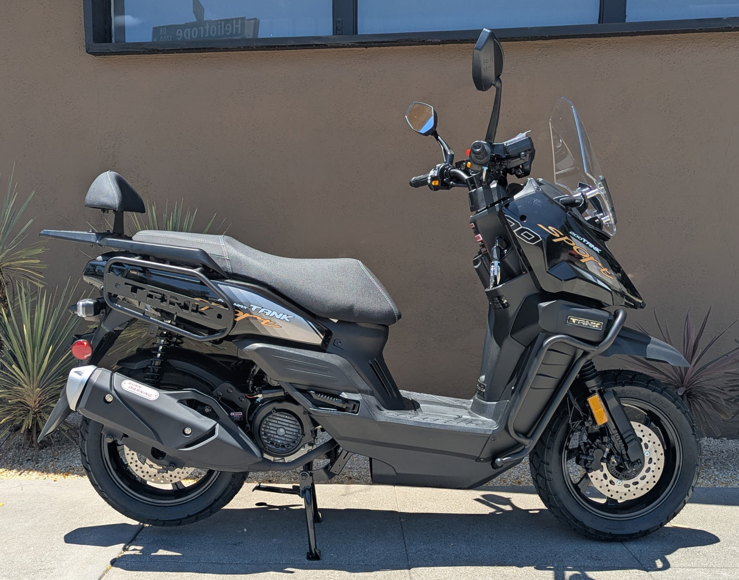Tank Sport 200 EFI Scooter